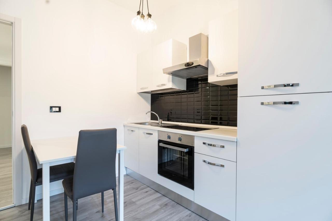 Apartment Central Station Studio By Flatscollection Milan